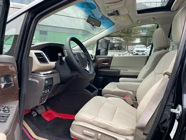 Honda Odyssey 2015