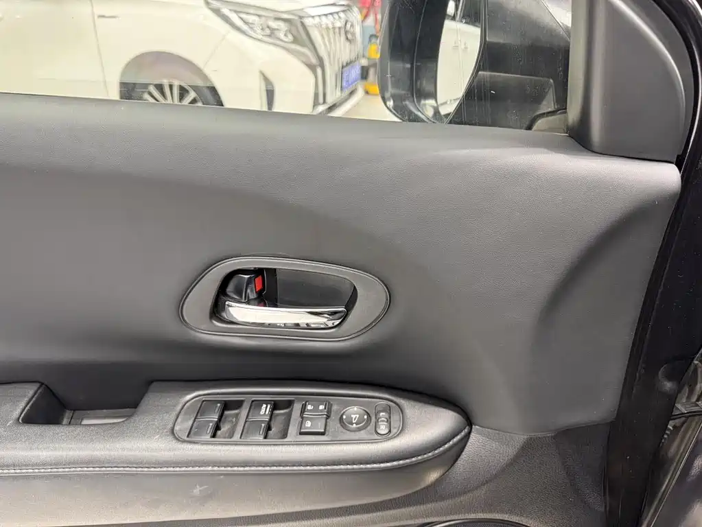 Honda Vezel 2016 — фото 14