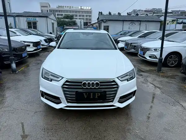 Audi A4L 2018