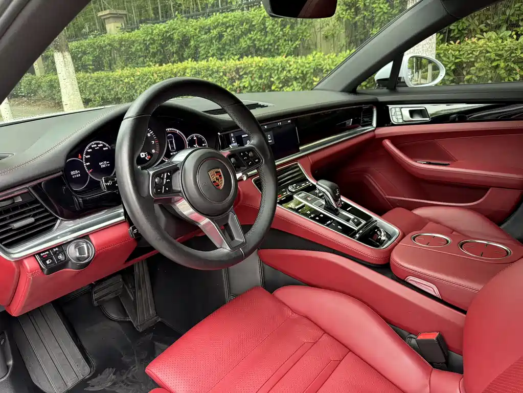 Porsche Panamera 2019 — фото 6