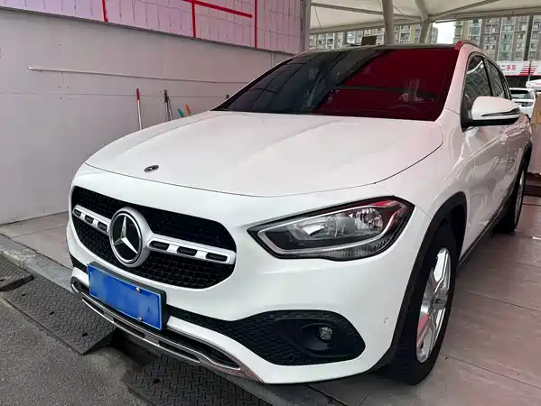 Mercedes-Benz GLA 2021