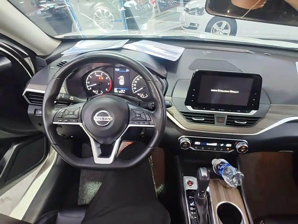 Nissan Teana 2021 — фото 11
