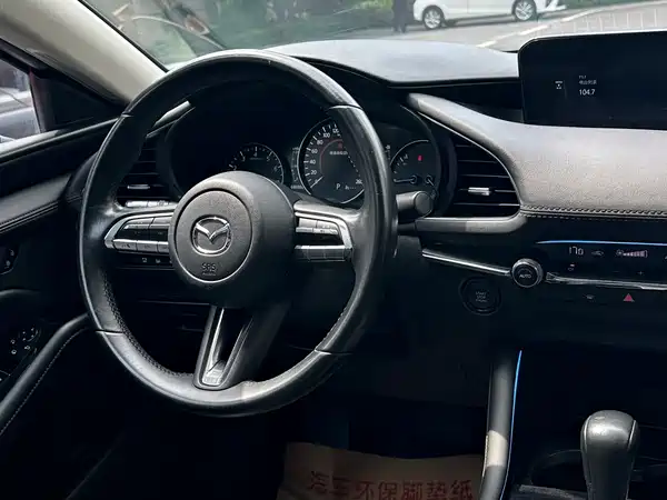 Mazda 3 Axela 2020