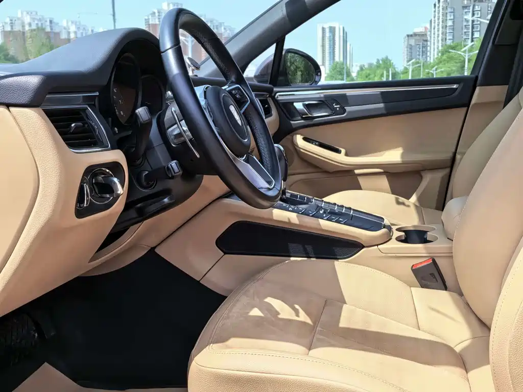Porsche Macan 2018 — фото 7