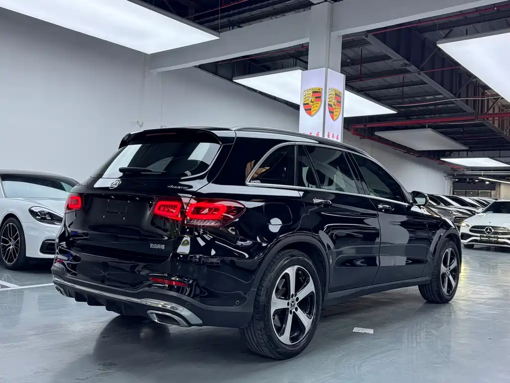 Mercedes-Benz GLC 2022 — фото 20