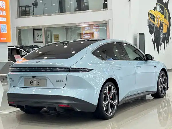NIO ET5 2023