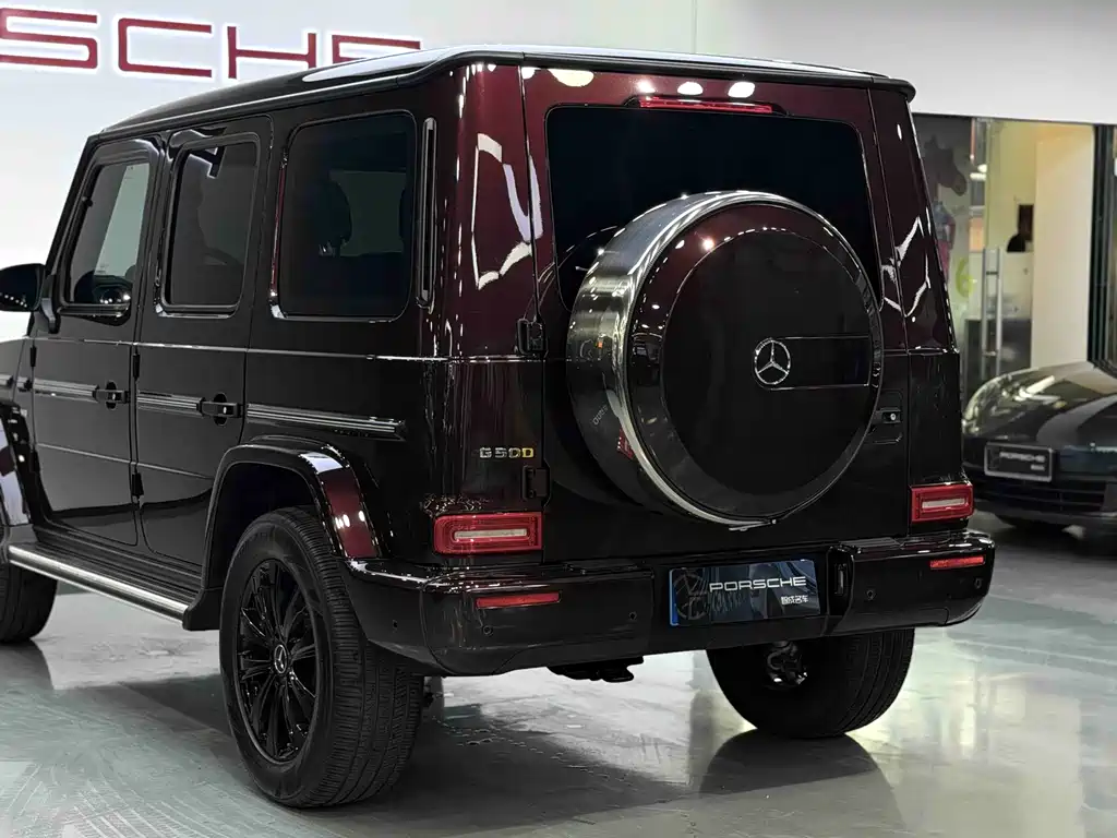 Mercedes-Benz G-Class 2023 — фото 14