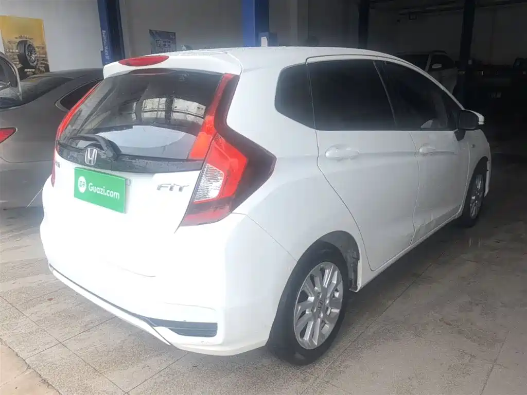 Honda Fit 2019 — фото 7