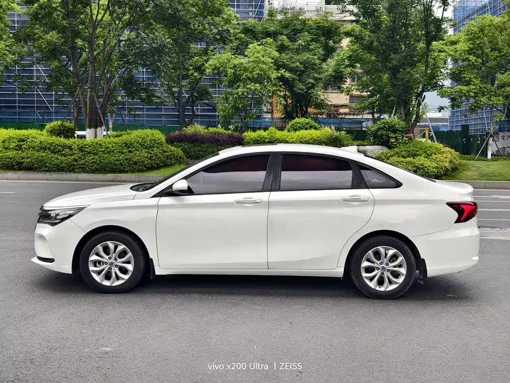 GAC Motor Trumpchi GA4 2019 — фото 11