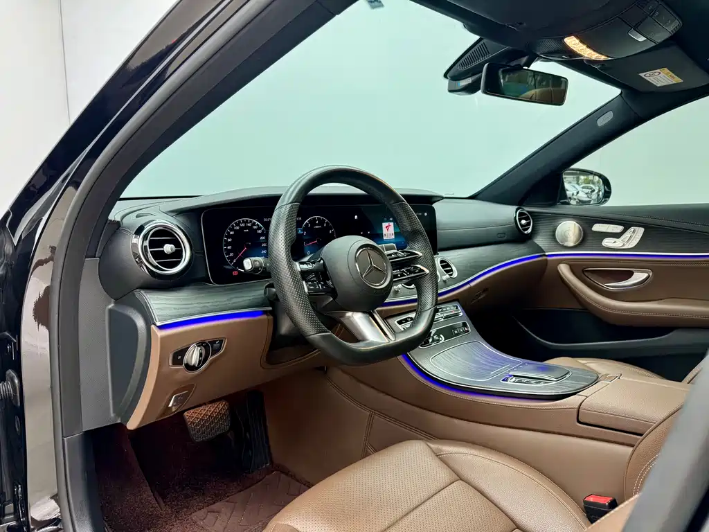 Mercedes-Benz E-Class 2022 — фото 7