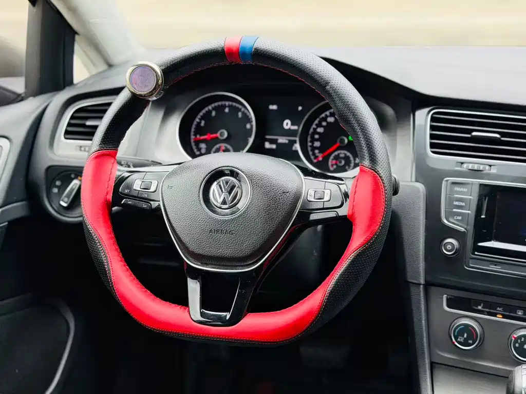 Volkswagen Golf 2016 — фото 4