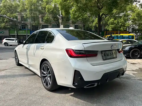 BMW 3 Series 2025