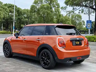 MINI MINI 2018