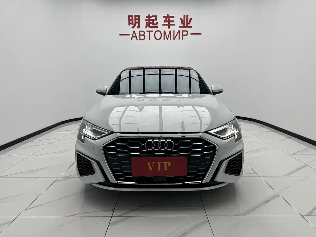 Audi A3 2023 — фото 2