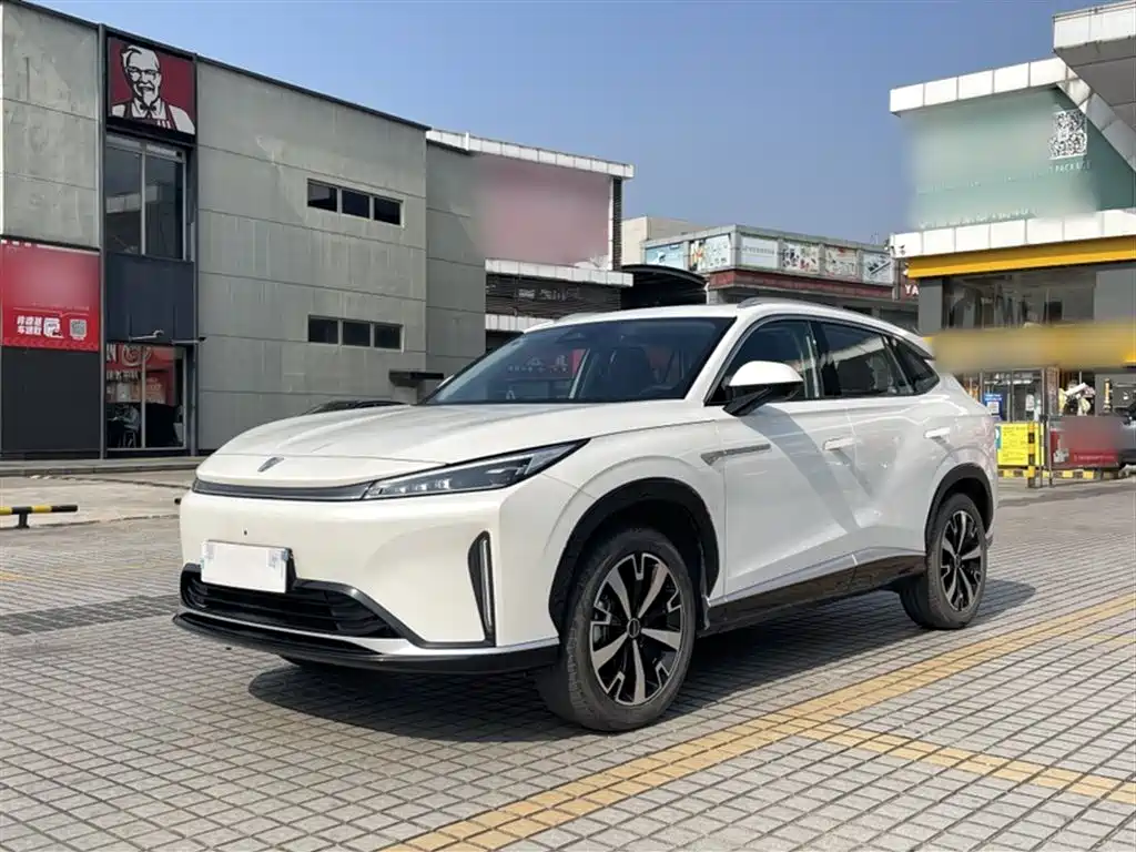 Roewe D5X DMH 2024 — фото 1