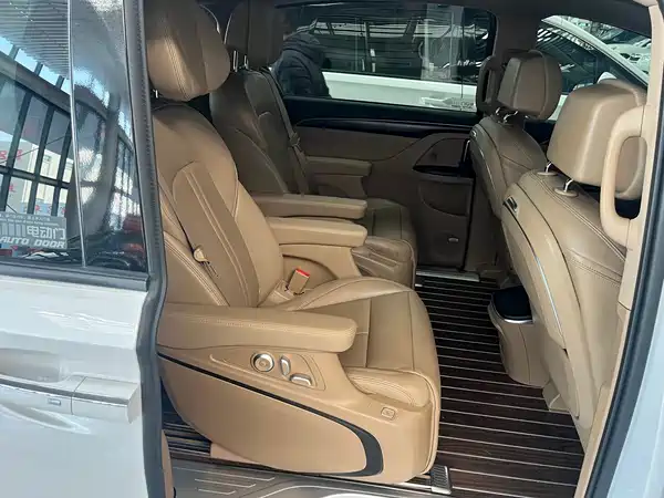 Buick GL8 2020