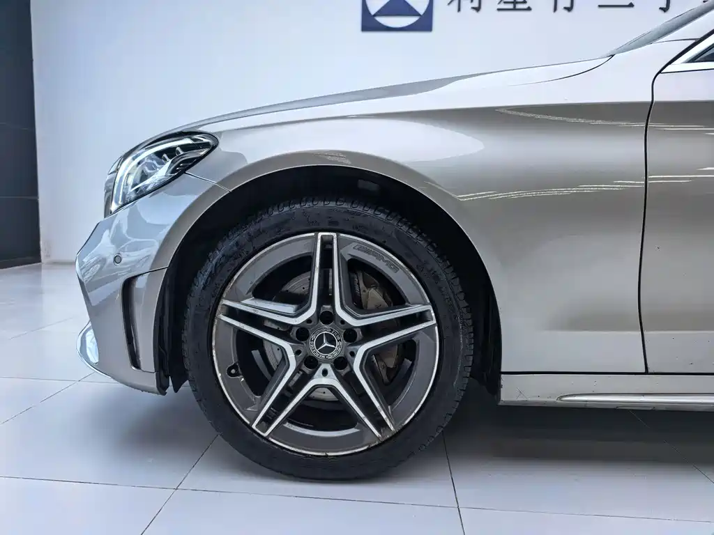 Mercedes-Benz C-Class 2019 — фото 16