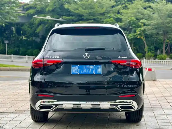 Mercedes-Benz GLC 2025