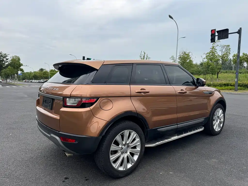 Land Rover Evoque 2016 — фото 12