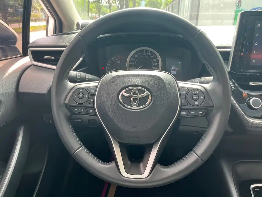 Toyota Corolla 2022 — фото 12