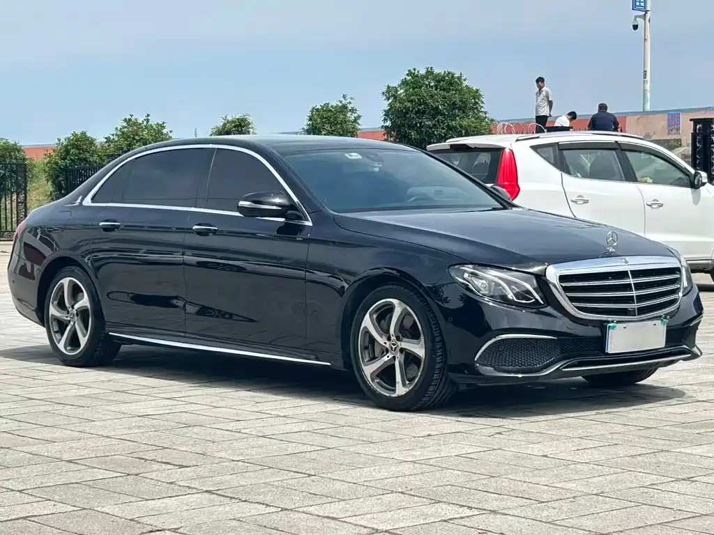 Mercedes-Benz E-Class 2018 — фото 3
