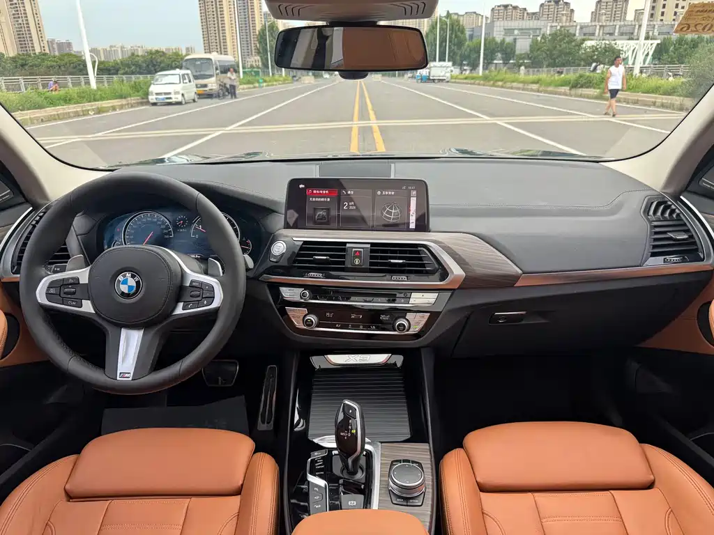 BMW X3 2018 — фото 25