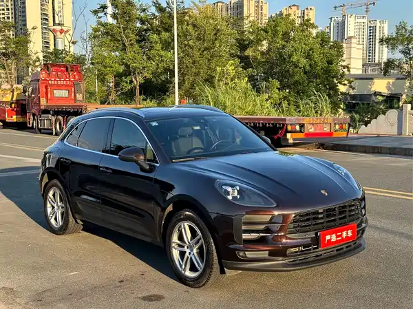 Porsche Macan 2020