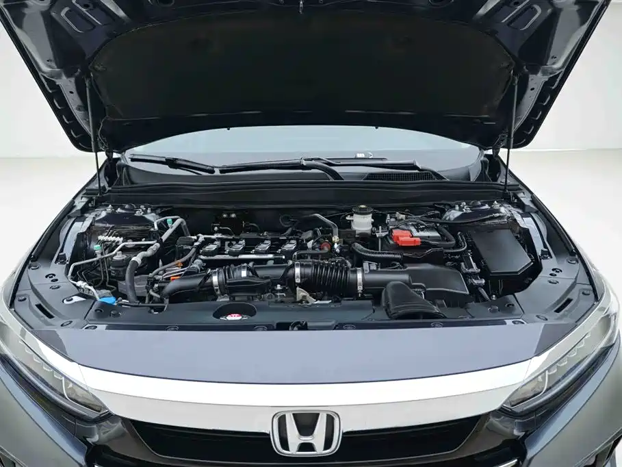 Honda Accord 2022 — фото 7