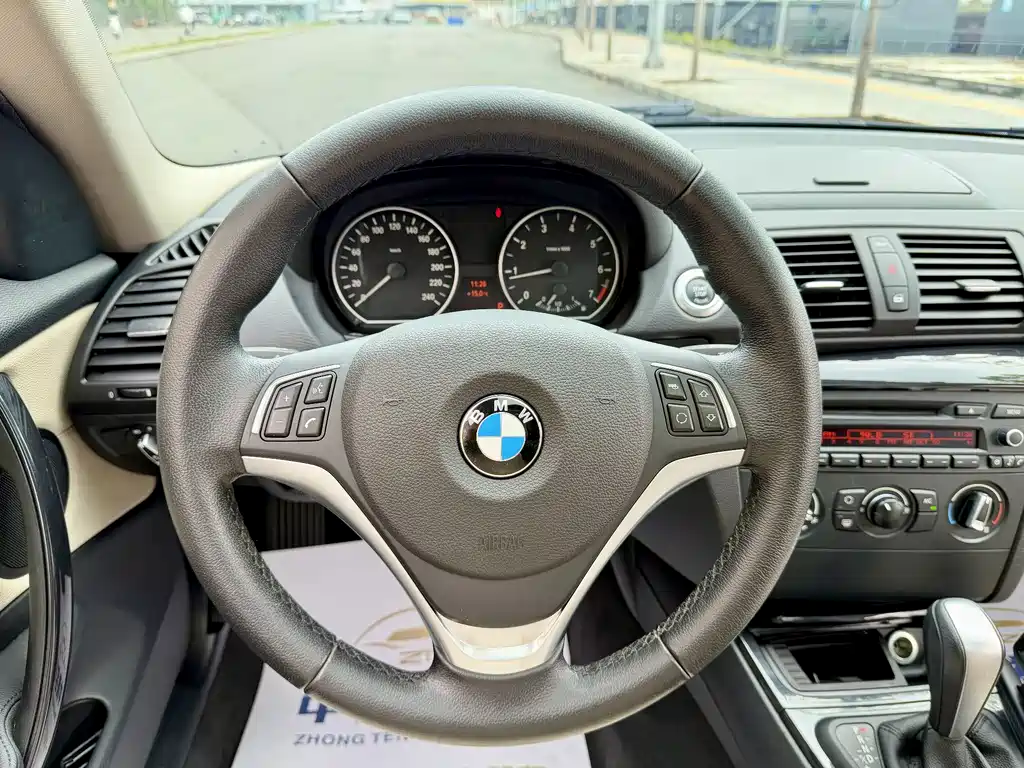 BMW 1 Series 2014 — фото 13