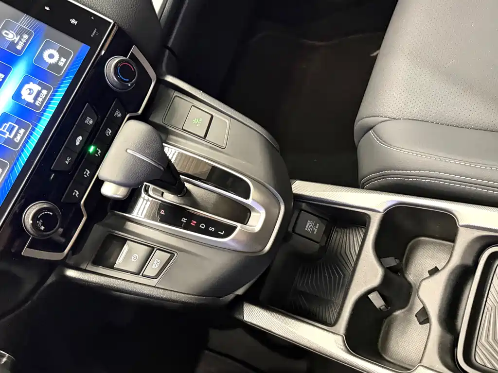 Honda CR-V 2018 — фото 16