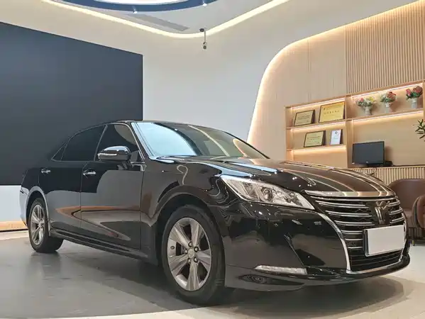 Toyota Crown 2017