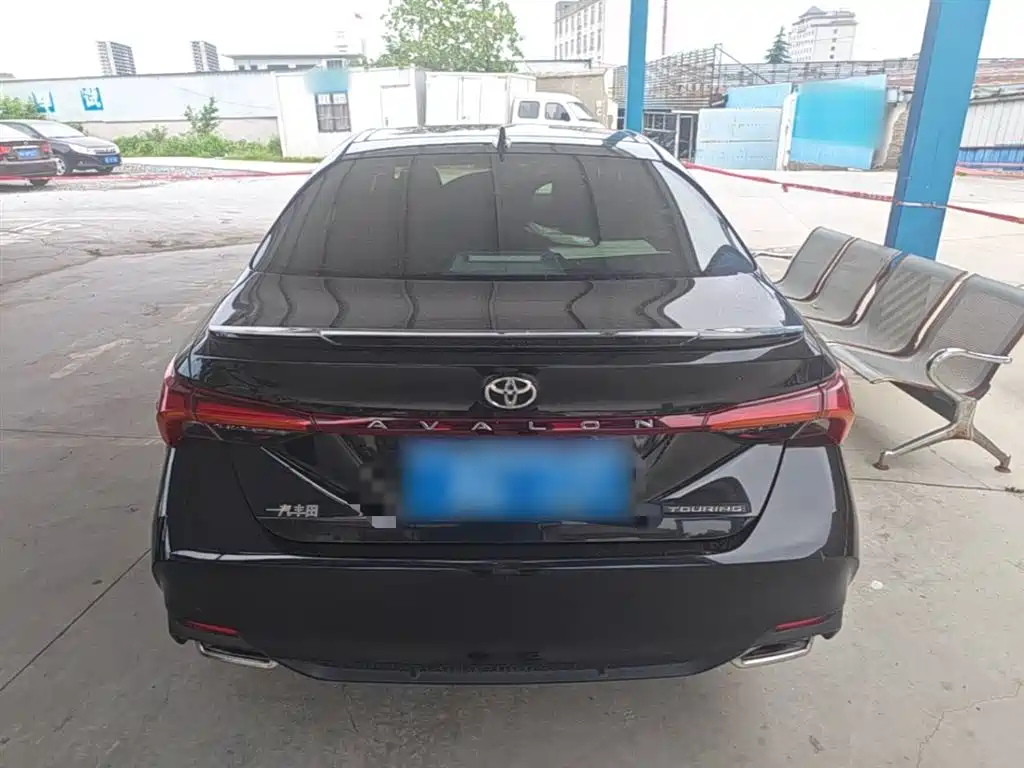 Toyota Avalon 2019 — фото 6