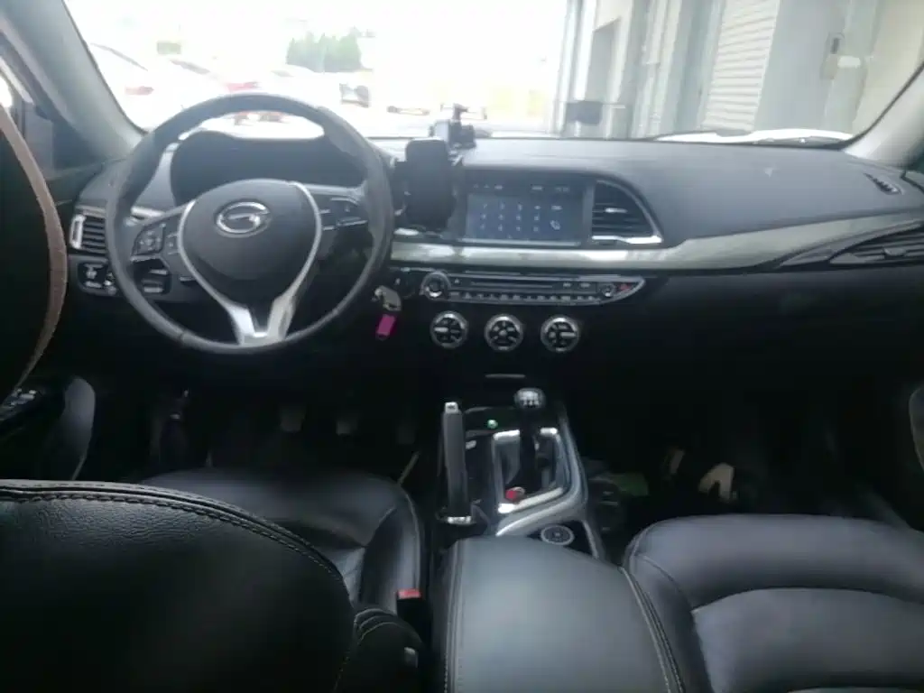 GAC Motor Trumpchi GA6 2015 — фото 16