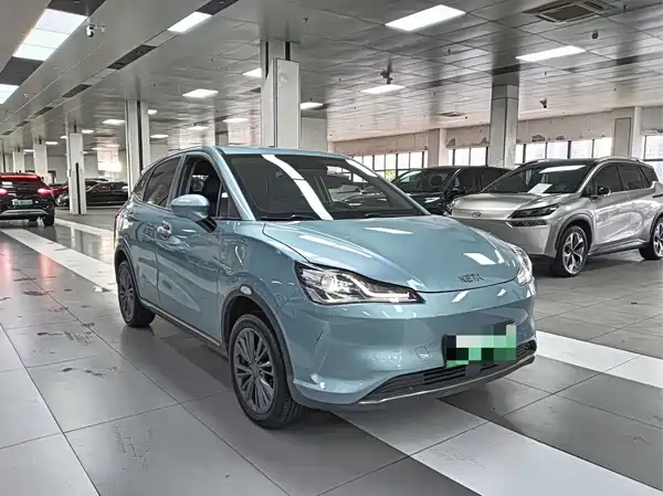 Neta V 2022