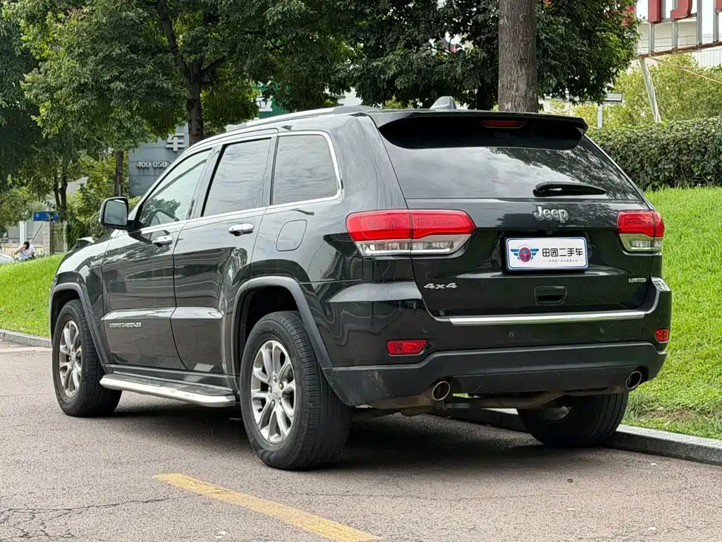 Jeep Grand Cherokee 2016 — фото 4