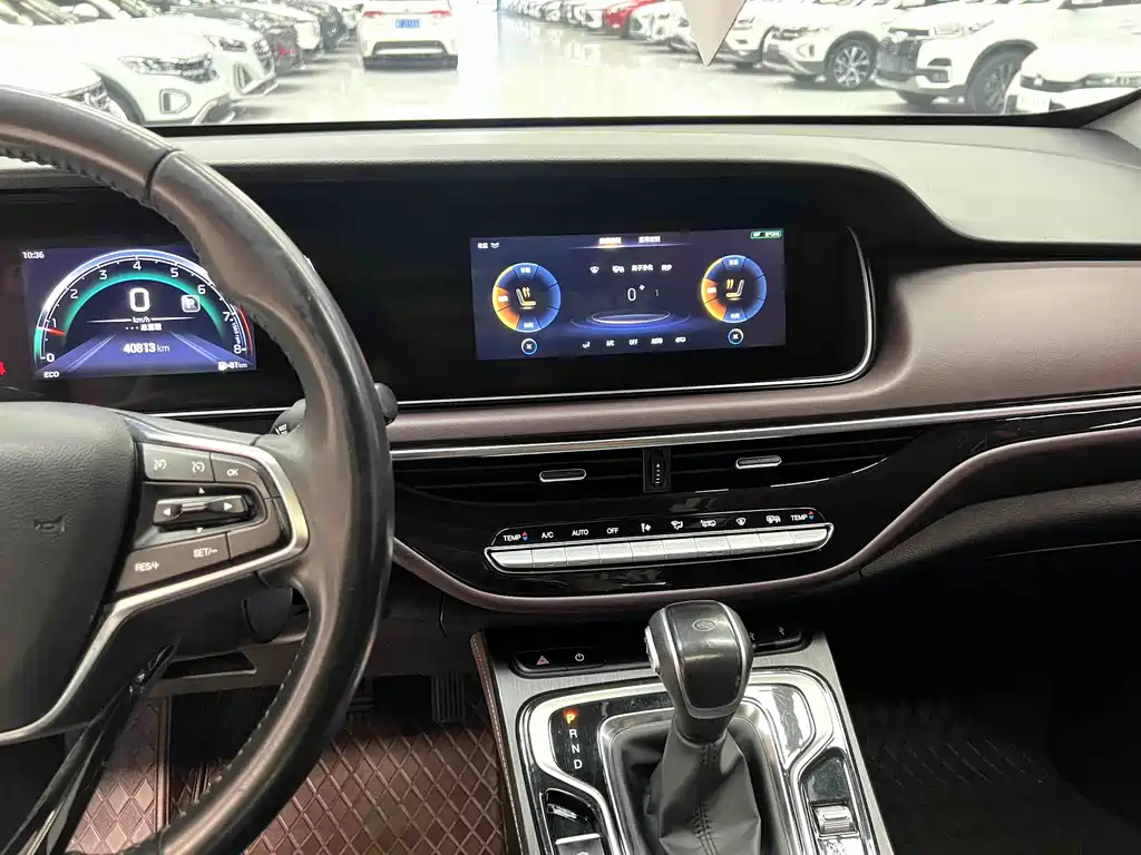GAC Motor Trumpchi M6 2022 — фото 12