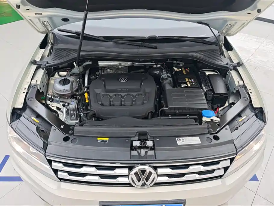 Volkswagen Tiguan L 2020 — фото 10