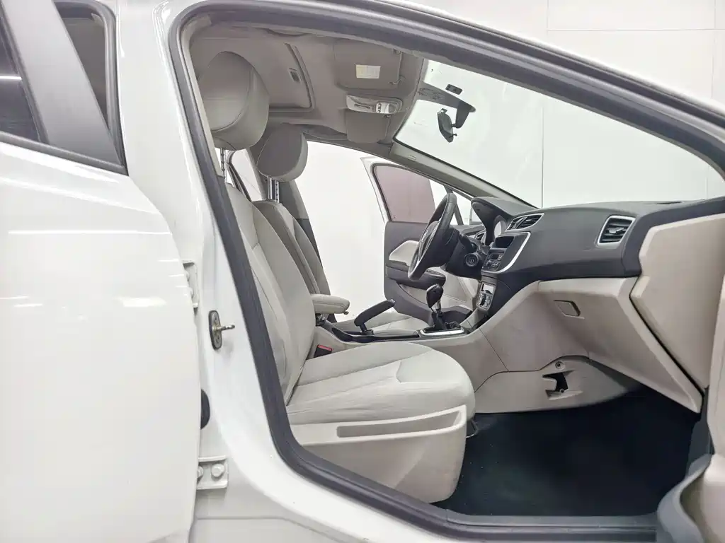 Dongfeng Fengshen L60 2017 — фото 14