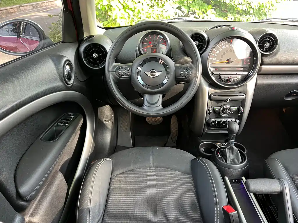 MINI Countryman 2015 — фото 10