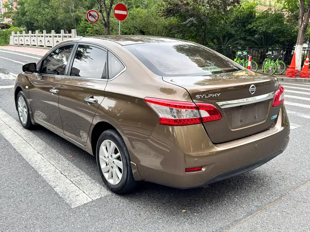 Nissan Sylphy 2013 — фото 6