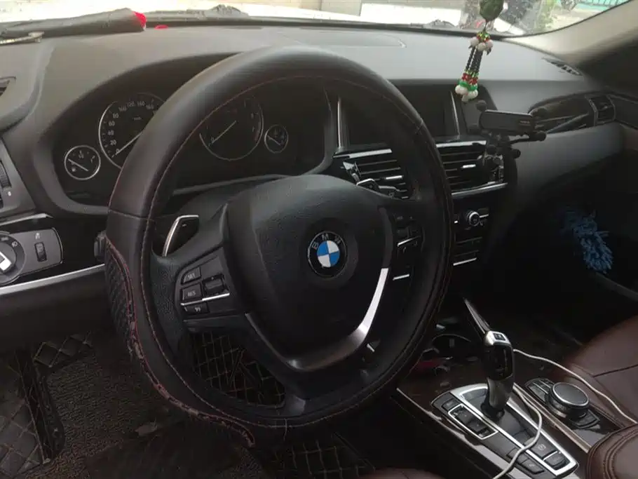 BMW X4 2016 — фото 12