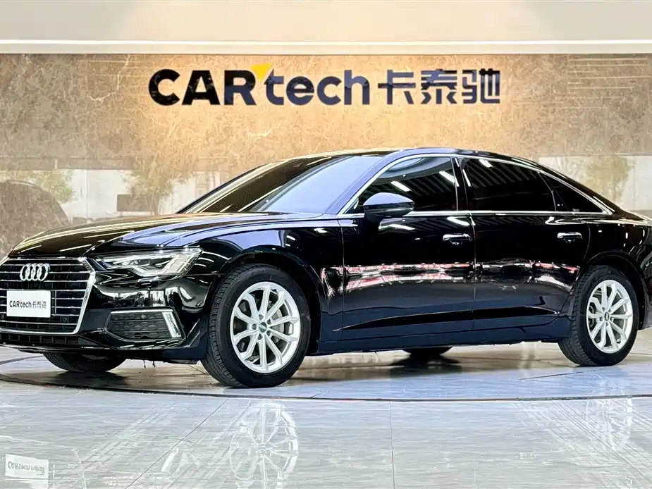 Audi A6L 2020 — фото 1