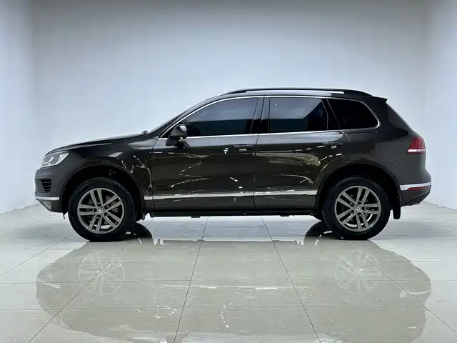 Volkswagen Touareg 2018 — фото 4