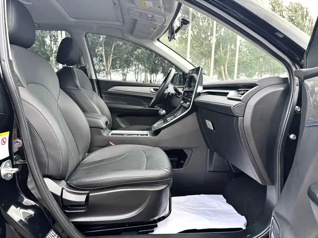Haval M6 2021 — фото 12