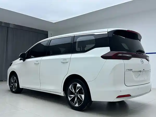 GAC Trumpchi M6 2022
