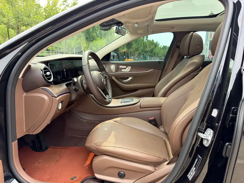 Mercedes-Benz E-Class 2023