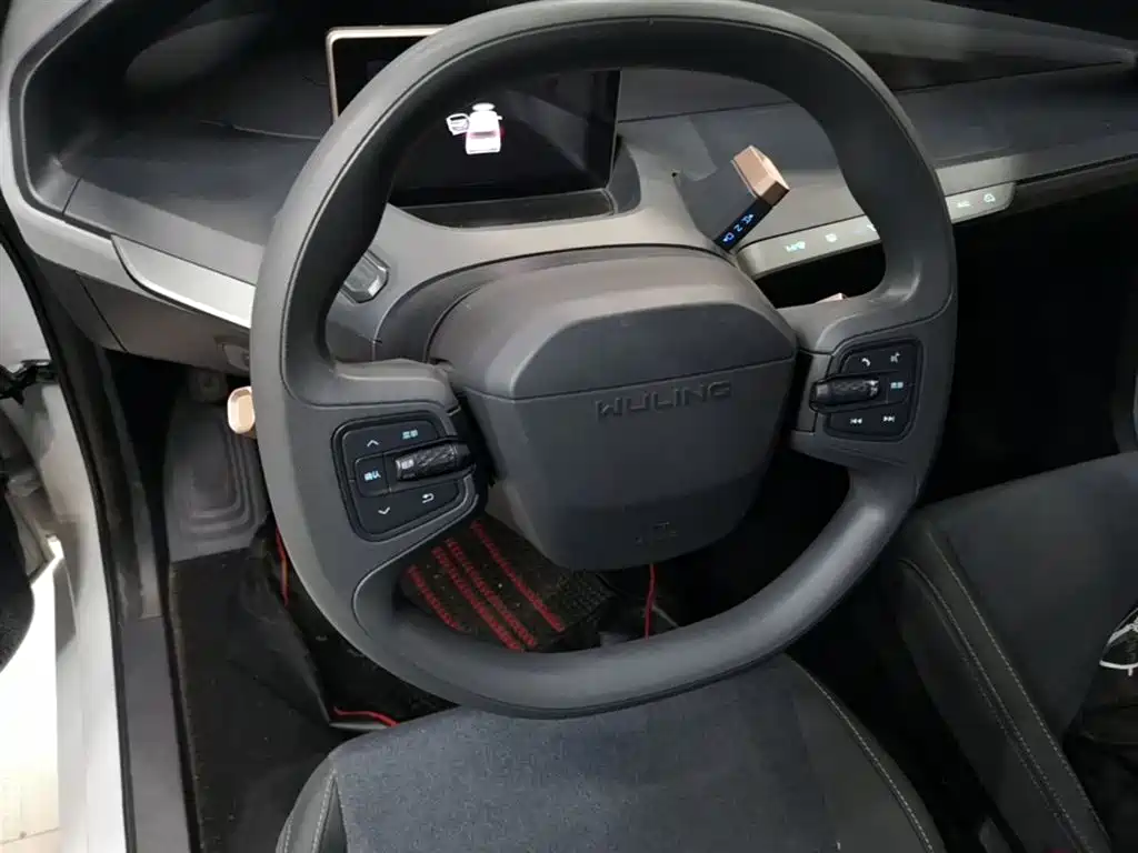 Wuling Nano EV 2022 — фото 11