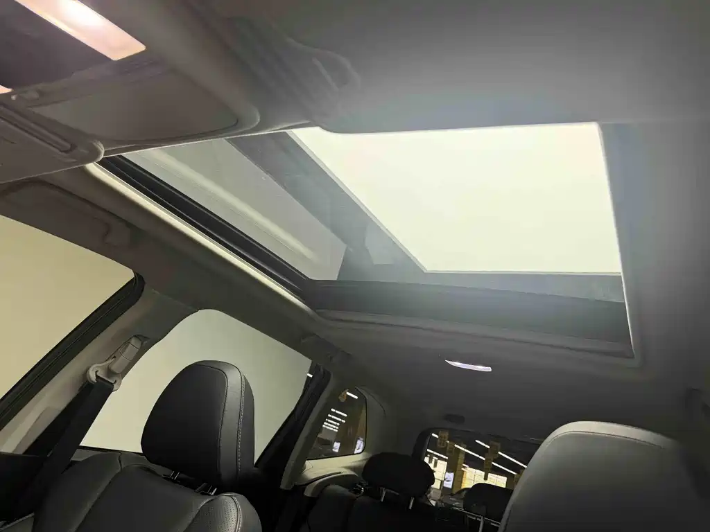 Subaru Forester 2025 — фото 13