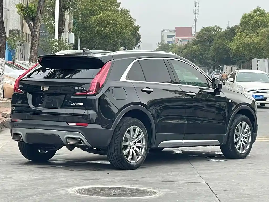 Cadillac XT4 2019 — фото 7
