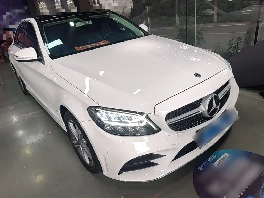 Mercedes-Benz C-Class 2020